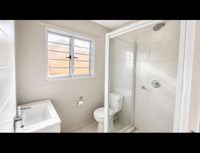 1 BEDROOM PROPERTY TO RENT IN LINDEN